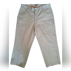 Docker's Men's Classic Fit Khaki Pants